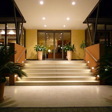 Hotel Gambrinus 리도 디 예솔로 외부 사진