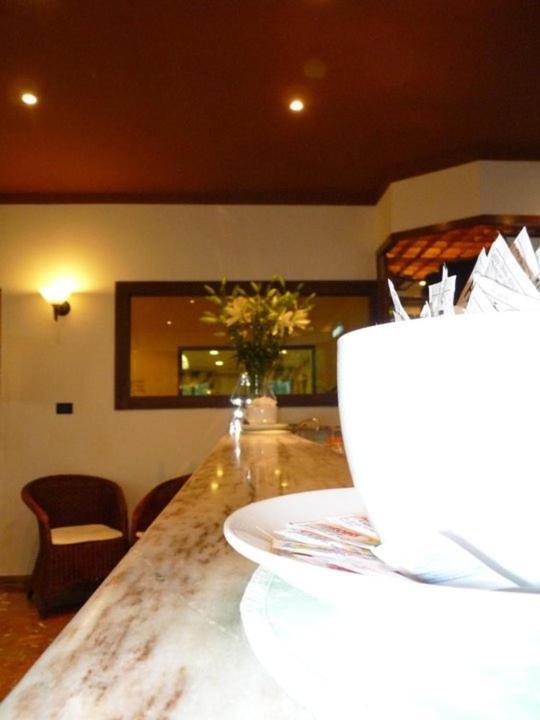 Hotel Gambrinus 리도 디 예솔로 외부 사진